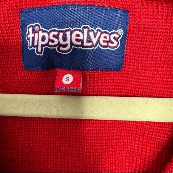 Tipsy Elves Canada Christmas sweater size small - Picture 4 of 6